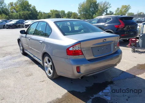 2008 Subaru Legacy 2.5I z USA, uszkodzony, nr VIN 4S3BL616686214702